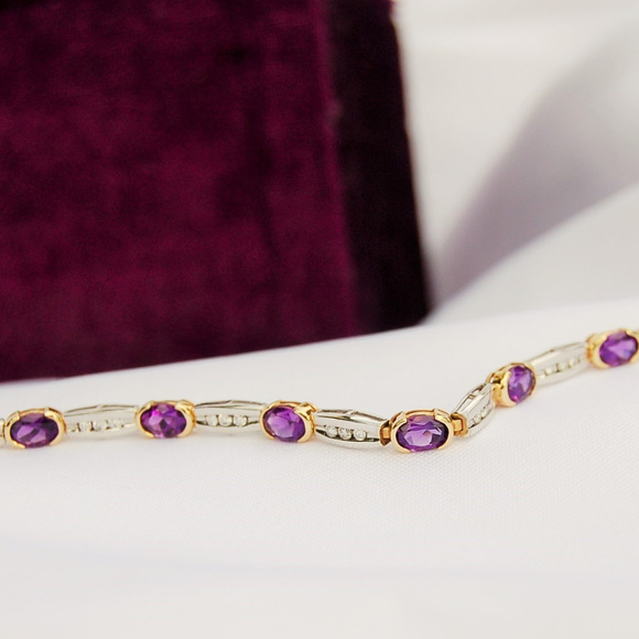 Amethyst White Gold and Diamond Bracelet - Picture 7 of 10